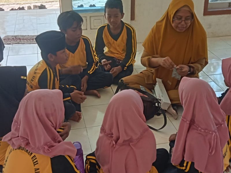 Pemberian Obat Cacing